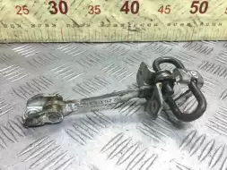Ограничитель открывания двери передней
