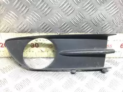 Рамка фары противотуманной правой