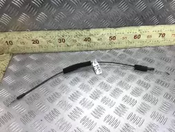 Трос двери задней