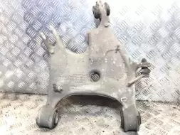 Рычаг задний правый