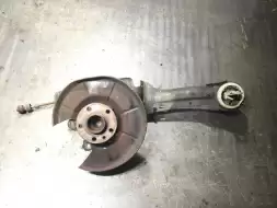 Ступица задняя левая