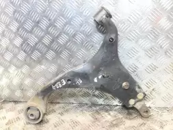 Рычаг передний левый