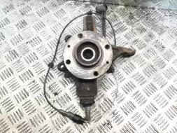 Ступица передняя левая