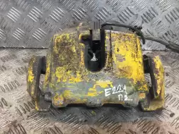 Суппорт передний правый