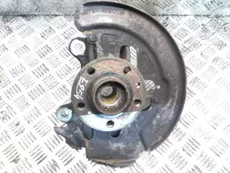 Ступица передняя левая