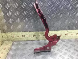 Петля капота правая