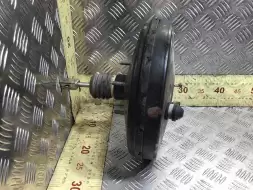 Вакуумный усилитель тормозов