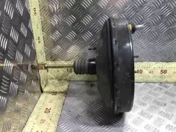 Вакуумный усилитель тормозов