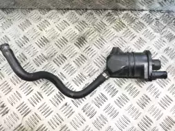 Маслоотделитель (сапун)