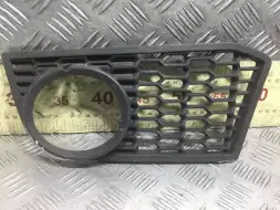 Рамка фары противотуманной левой