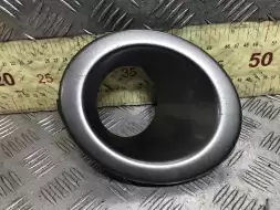 Рамка фары противотуманной правой