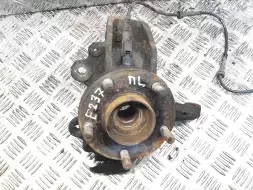 Ступица передняя левая