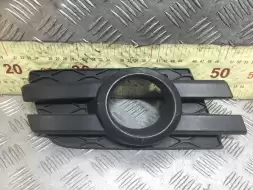 Рамка фары противотуманной правой