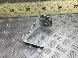 Петля капота левая