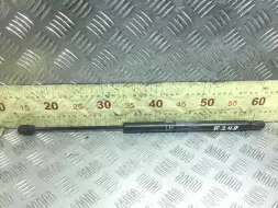 Амортизатор крышки багажника (3-5 двери)