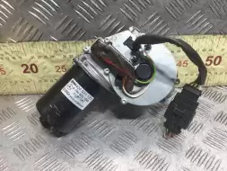 Моторчик стеклоочистителя передний