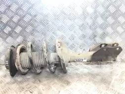 Стойка передняя правая