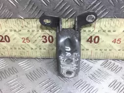 Петля двери передней правой