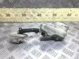 Бачок главного тормозного цилиндра