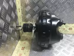 Вакуумный усилитель тормозов