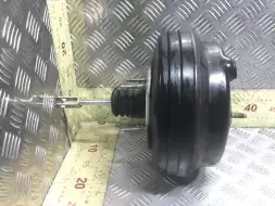 Вакуумный усилитель тормозов