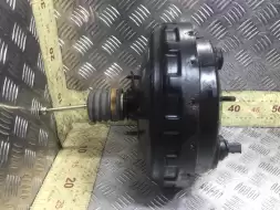 Вакуумный усилитель тормозов