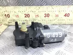 Моторчик стеклоподъемника передний правый