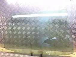 Стекло двери задней правой