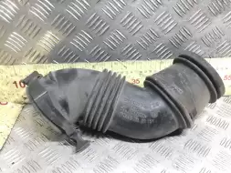 Патрубок воздушного фильтра