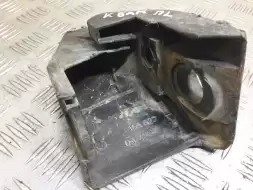 Крепление бампера переднего