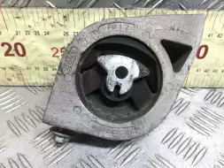 Подушка крепления двигателя