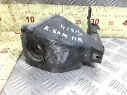 Крепление бампера переднего