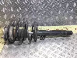 Стойка передняя правая