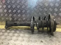 Стойка передняя правая