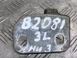 Петля двери задней левой