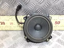 Динамик двери передней правой