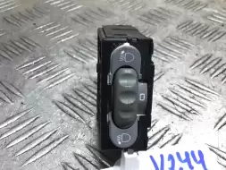 Кнопка корректора фар