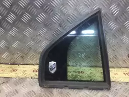 Стекло двери задней правой