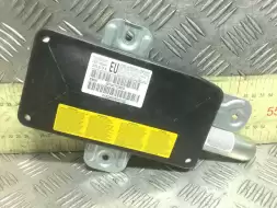 Подушка безопасности боковая (в дверь)