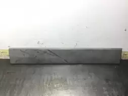 Молдинг двери задней правой