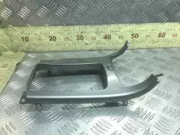 Рамка (накладка) рычага КПП