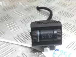 Кнопка корректора фар