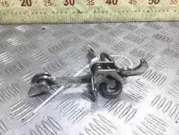 Ограничитель открывания двери передней