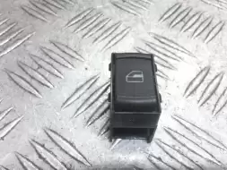 Кнопка стеклоподъемника заднего левого