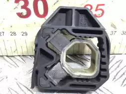 Кронштейн радиатора