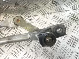 Механизм стеклоочистителя (трапеция дворников)