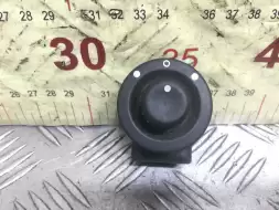 Джойстик регулировки зеркал