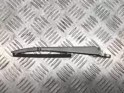 Щеткодержатель (поводок стеклоочистителя, дворник)