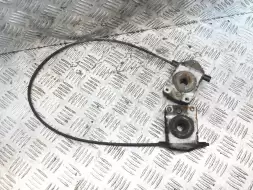 Замок капота