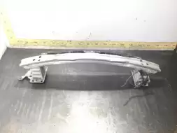 Усилитель бампера переднего